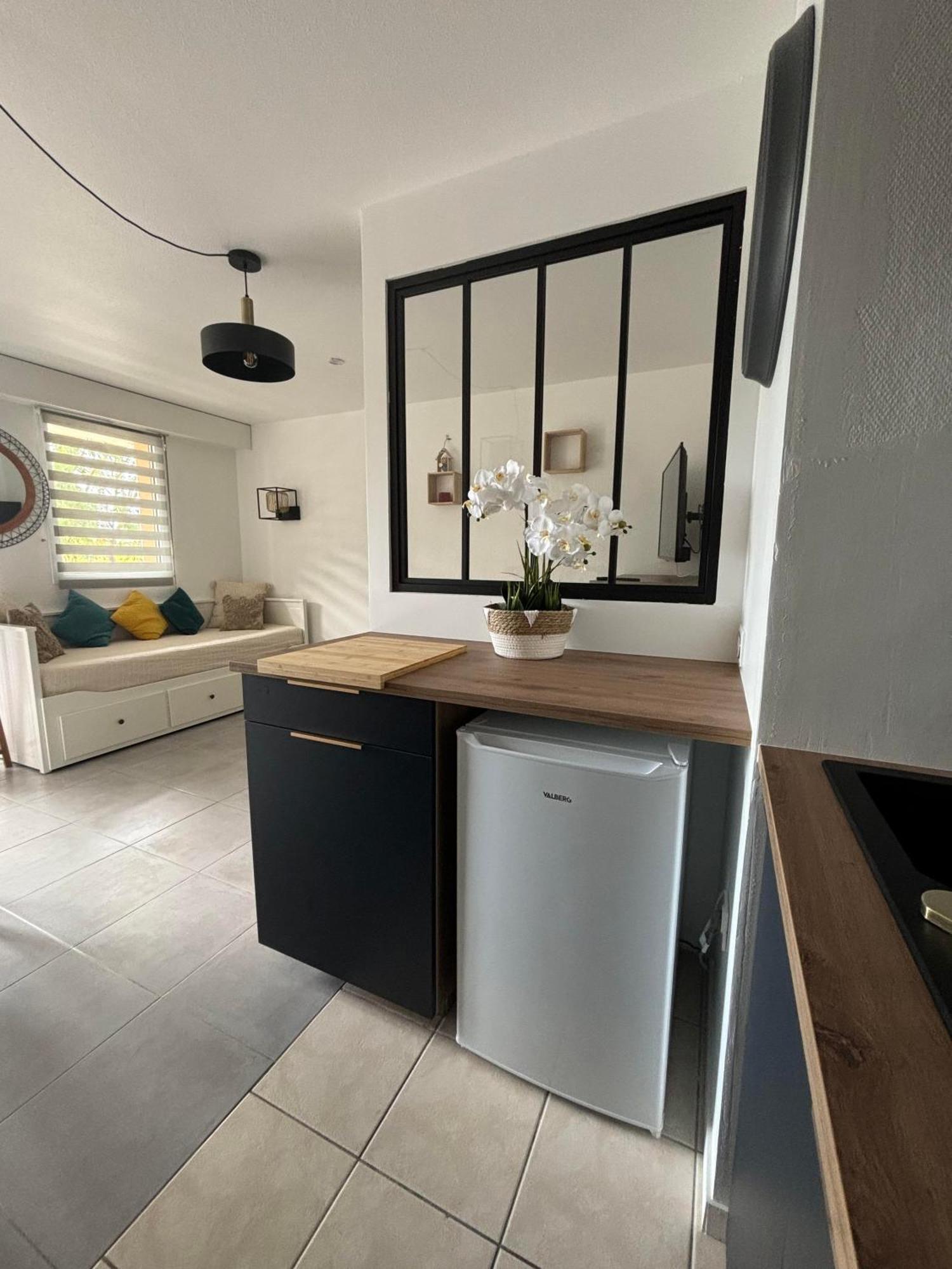 Appartement Studio 4 Personnes Dans Residence Avec Piscine Куиберон Екстериор снимка