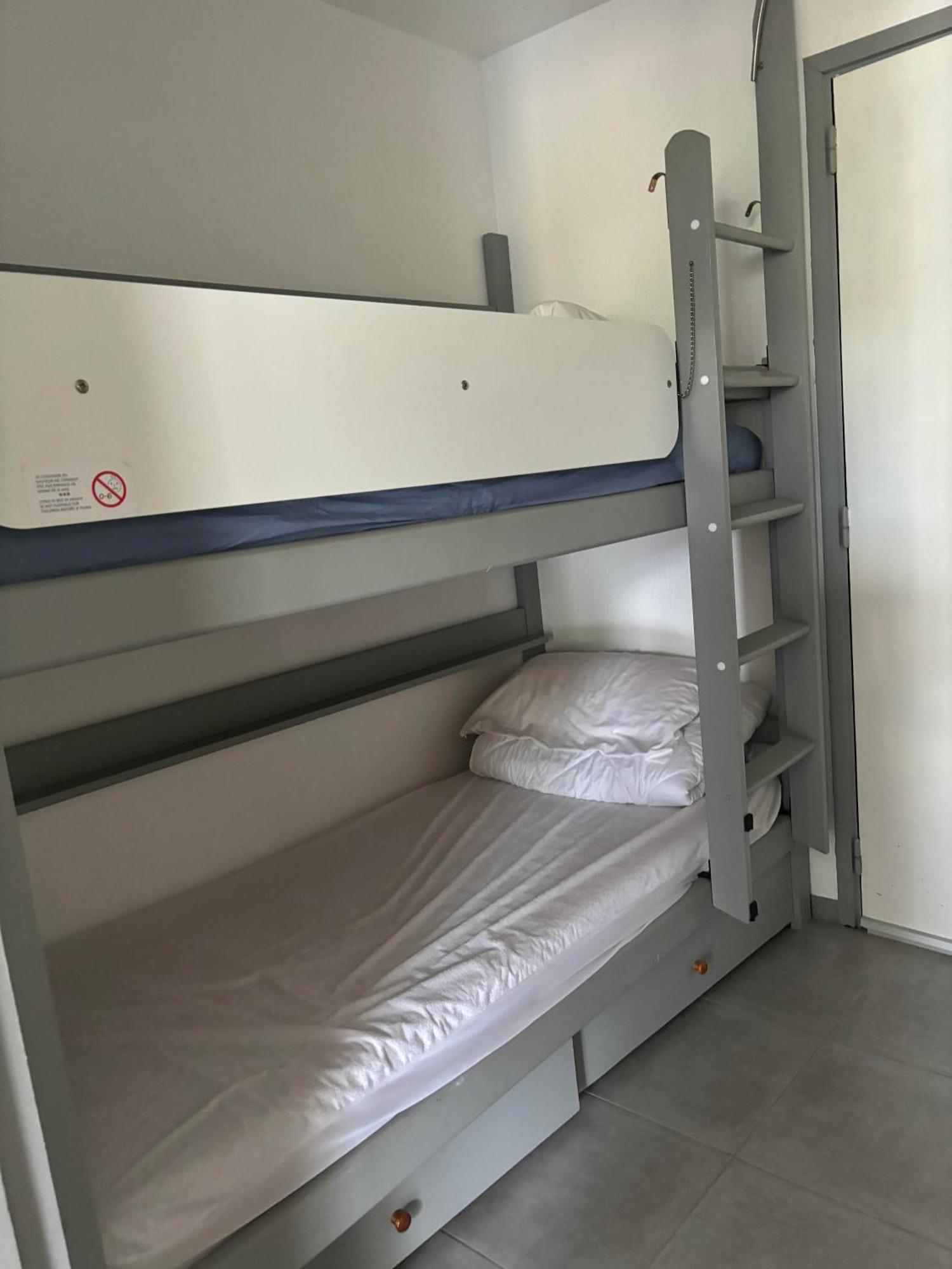 Appartement Studio 4 Personnes Dans Residence Avec Piscine Куиберон Екстериор снимка